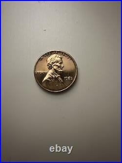1982 Lincoln Penny No Mint Mark Large Date Extra Fine Copper 3.1g Error Coin